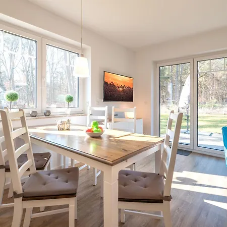 別荘 Meerle Zirchow